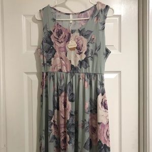 Pink blush maternity dress *NEW*